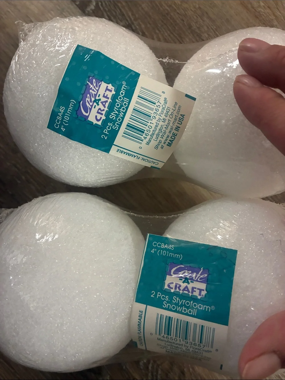 Create a Craft 4 styrofoam snowballs